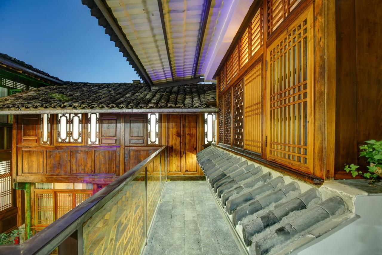 Dream Bay Hotel Tengchong Exterior photo