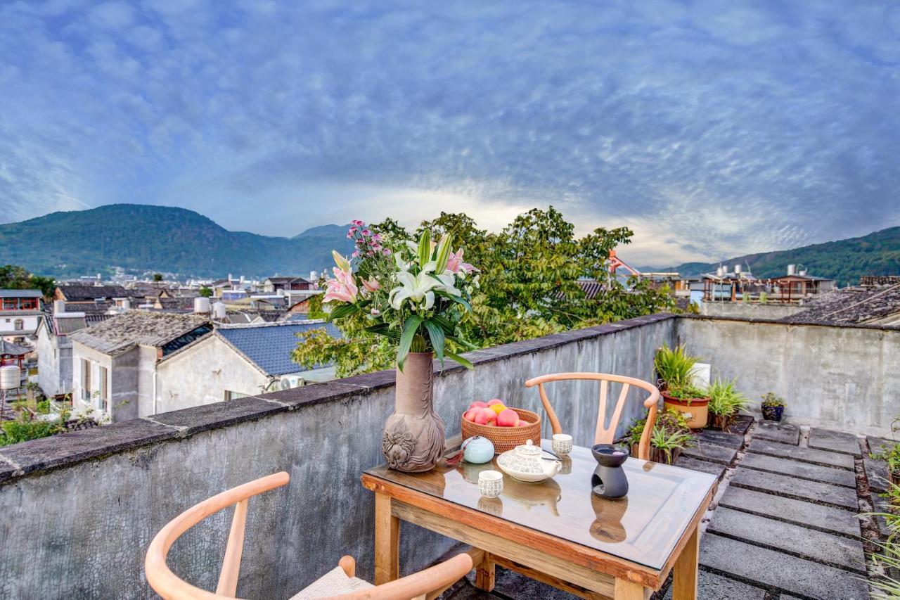 Dream Bay Hotel Tengchong Exterior photo